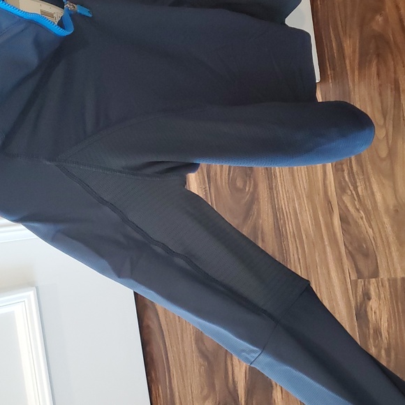 SO Online BNWT Adidas HEAT.RDY MOCK POLO SHIRT Size XS - Picture 5 of 8